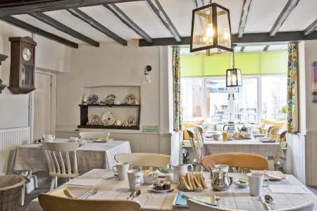 Hawthorn Farm Guest House