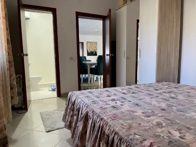 3 Bedroom Apartment with Pool فنادق في 