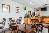 Quality Inn Austintown-Youngstown West - breakfast