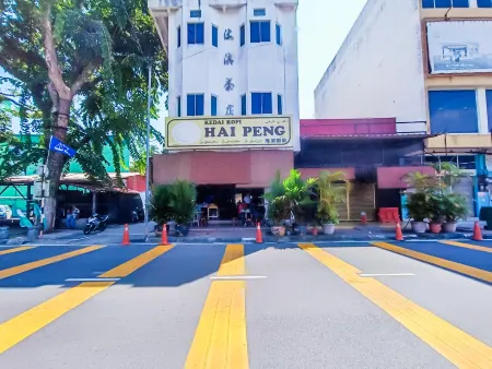 First Residence Hotel