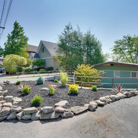 Waterfront White Lake Vacation Rental!