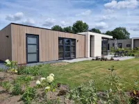 Cube Maximaal 4 Hotel dekat Kinderboerderij Velserbeek