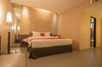 RedDoorz Plus @ Cipaganti Street 3 Hotels in Bandung Wetan