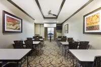 Best Western Plus Classic Inn  Suites - breakfast