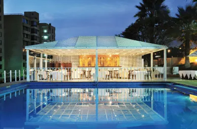 NH Iquique Costa Hotels near Bowling Espacio Ox
