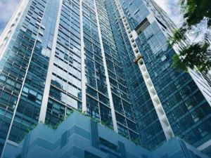 Luxury 2BR 高級雙人房在Uptown Bgc, --免費使用游泳池--