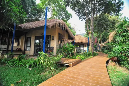LaLaanta Hideaway Resort