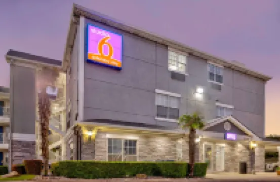 Studio 6 Dallas, TX - North - Richardson Hotels in Dallas