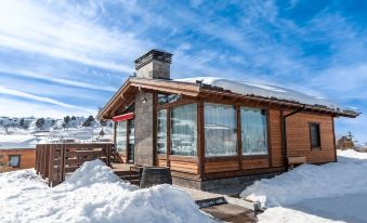 Le Chalet by Amirsoy