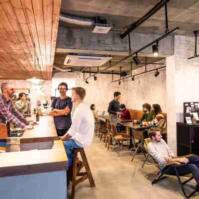 Ten to Ten Hostel Dining/Meeting Rooms