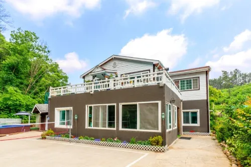 Yeoju Landscape of Forest Pension