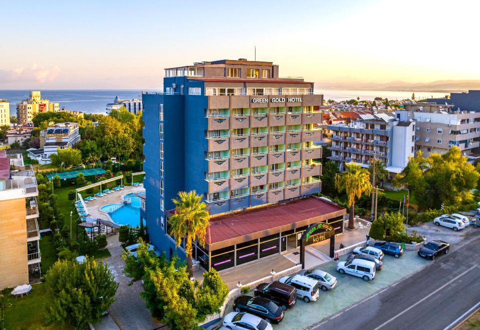 hotel overview picture