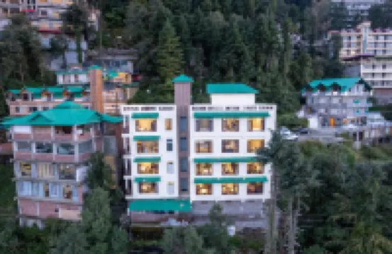 The Seasons Dalhousie - Best Valley View & Mountain View AC Hotel in Dalhousie