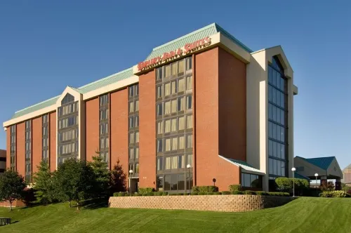 Drury Inn & Suites Overland Park Hotels in Overland Park