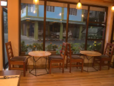 The Phoenix Residency Hotele w: Shillong