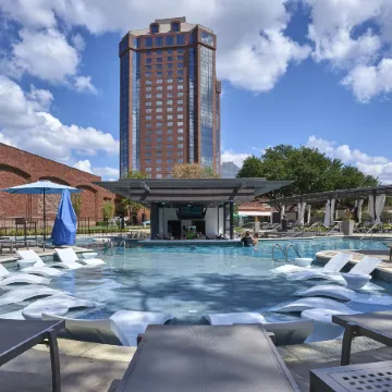 Hilton Anatole, Dallas