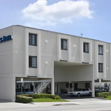 Days Inn by Wyndham Orange Anaheim