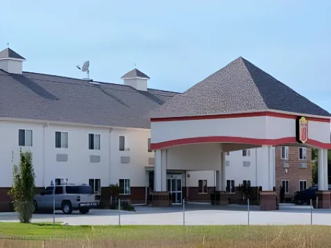 Super 8 by Wyndham Salina