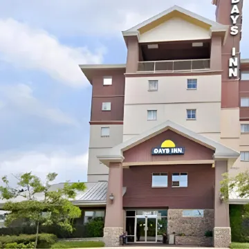 Days Inn by Wyndham Vancouver Airport
