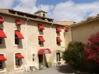 Hotel du Centre Hotels in Pierrelatte