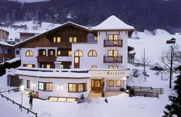 伯格蘭德假期酒店