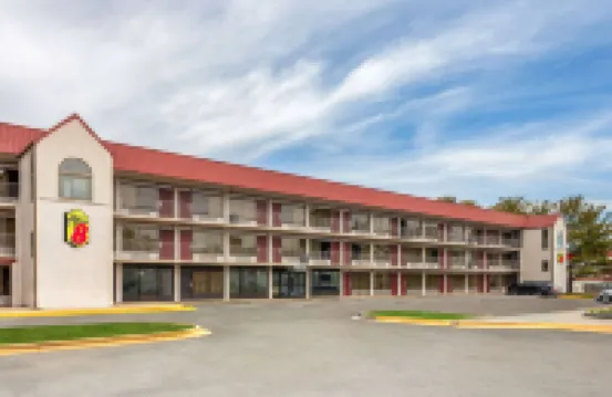 Super 8 by Wyndham Baltimore Northwest