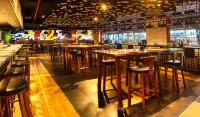 Millennium Place Dubai Marina - bar