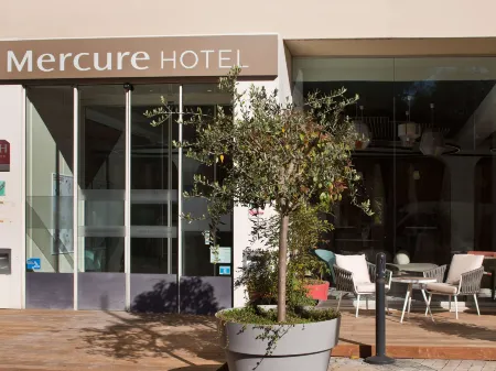 Hôtel Mercure Montpellier Centre Comédie Отели рядом с достопримечательностью «Odysseum»
