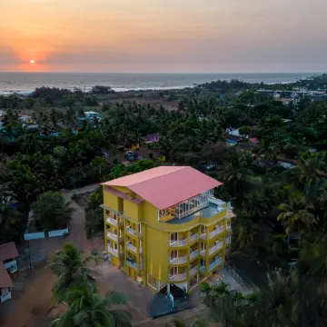 Bedzzz Xclusiv Morjim, Goa by Leisure Hotels Hotels near Morjim Beach