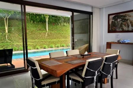 Ohara City View Villa 5 Br with a Private Heated Pool