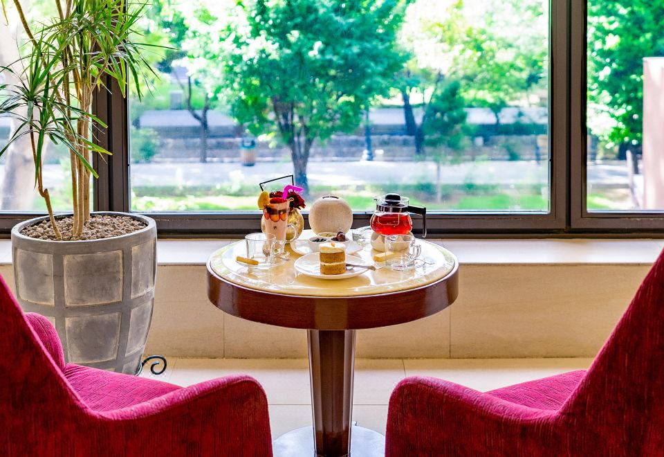 Espinas International Hotel