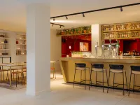 Leonardo Eden Hotel Amsterdam City Center オウデ・セントラル周辺のホテル