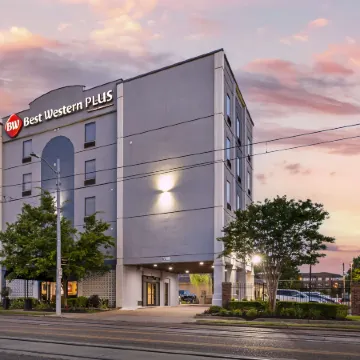 Best Western Plus Gen X Inn