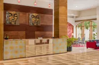 Travelodge by Wyndham Harbor City