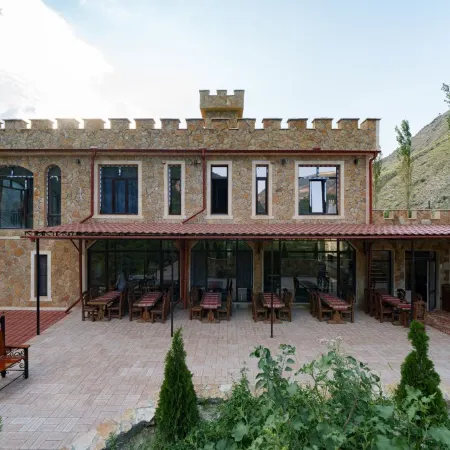 Shale Karata Hotel Отели в г. Карата