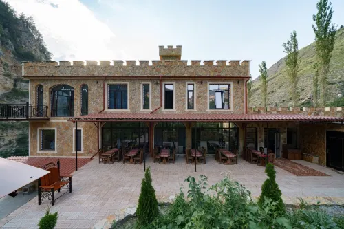 Shale Karata Hotel فنادق في Akhvakhsky District