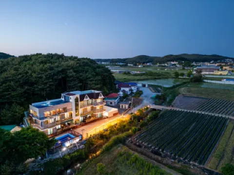 Taean (Anmyeondo) Kkotji Blue Pension Hoteles en 