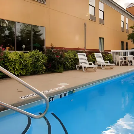 SureStay Plus Hotel by Best Western Tarboro