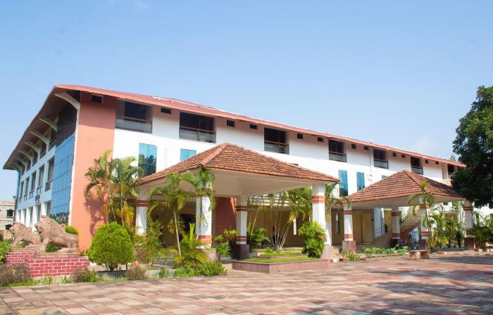 Kings Crown Resort & Hotels Mandarmoni