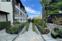 Samel Hotel Hotels in Sane