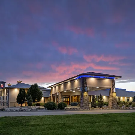 Best Western Plus Mid Nebraska Inn  Suites
