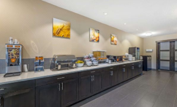 Comfort Suites Near Vancouver Mall