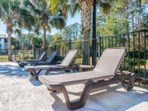 スリープ イン & スイーツ ユニバーシティ / シャンズ ゲーンズビルのホテル