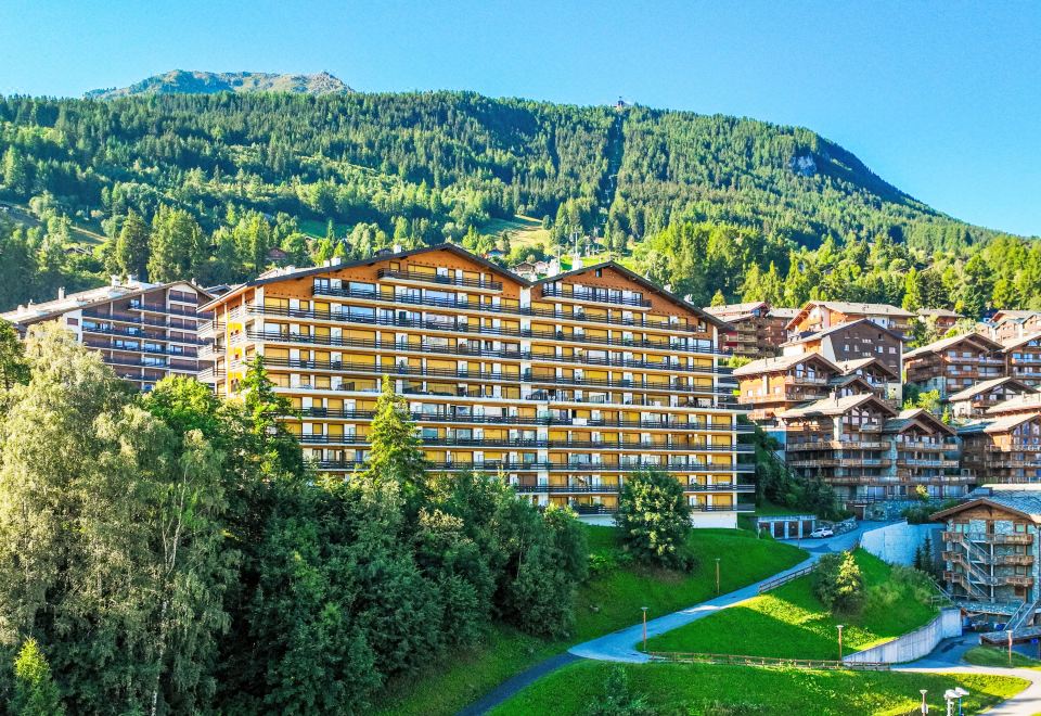 hotel overview picture