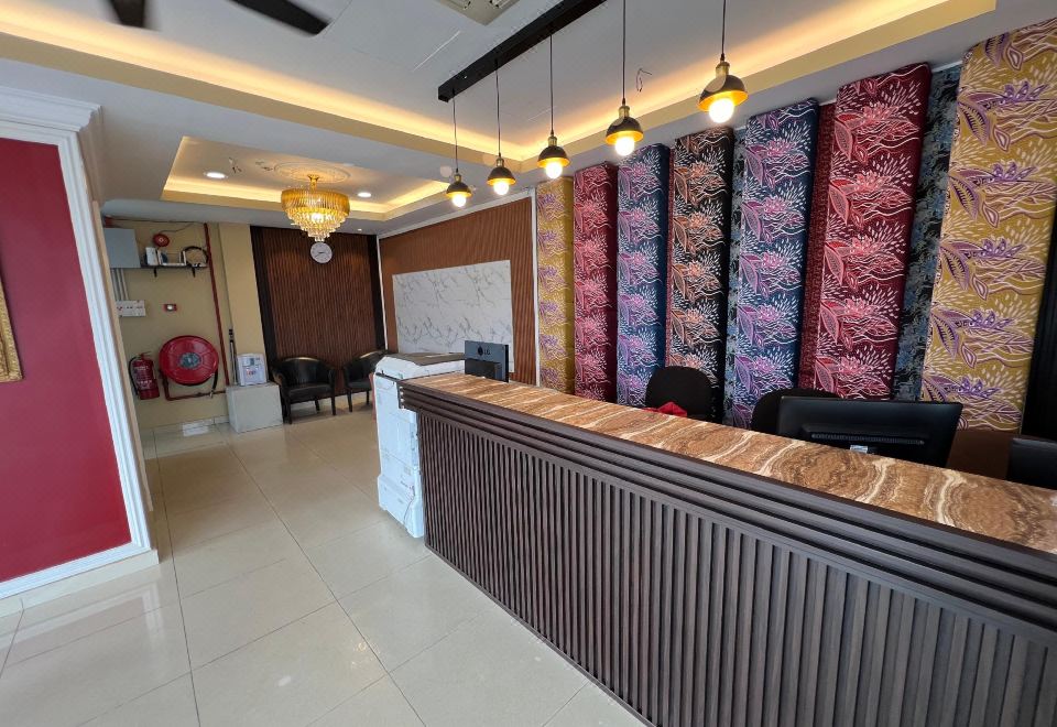 Hotel Crystal Villa