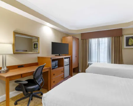 Best Western Plus Kingsland Hotels in Kingsland