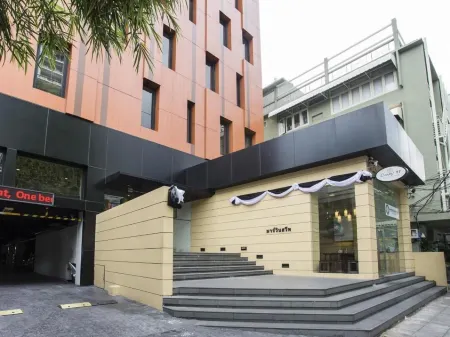 Marvin Suites Hotel