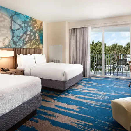 Courtyard Faro Blanco Resort