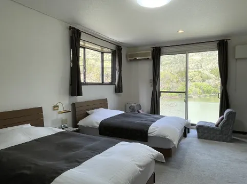 Hotel Hakuryuko Resort