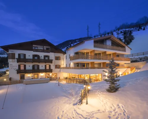 Hotel Restaurant Schaurhof Hotels in Sterzing